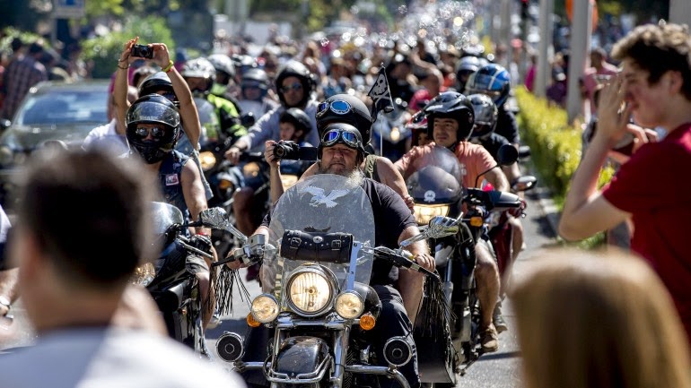 Quatrocentos motociclistas de 19 países visitam Douro Património Mundial