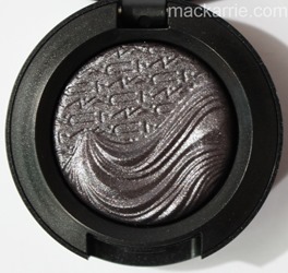 c_FathomsDeepExtraDimensionEyeshadowMAC1