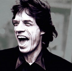 Mick Jagger - vocal, guitarra base, vocais
