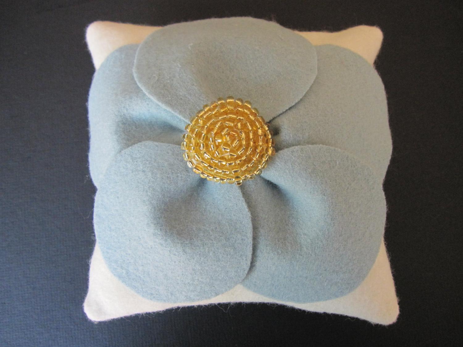 Wedding Ring Pillow Posey