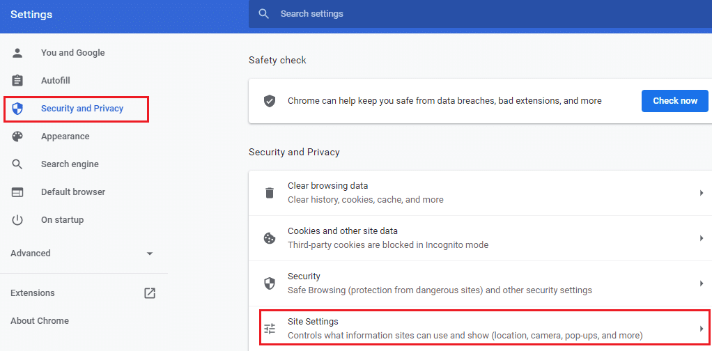 Ahora, seleccione Seguridad y privacidad en el panel izquierdo y seleccione Configuración del sitio en la página principal.