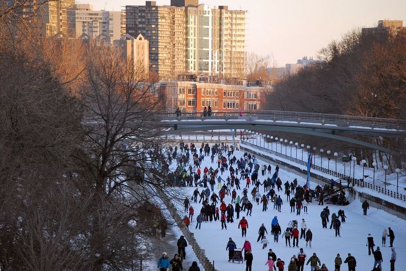 skating-rideau-canal-6