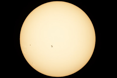 30cze15_ISS_Sun_3.jpg