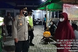 Aparat TNI-POLRI dan Satpol PP Kecamatan Kenduruan Lakukan Patroli Malam Berikan Himbauan Terkait PPKM Darurat Covid-19 Level 4.* .