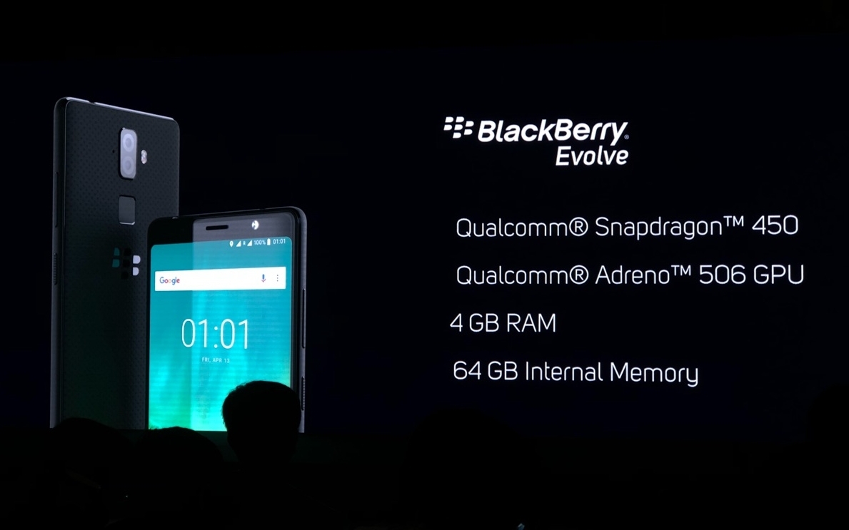 جوال Blackberry Evolve بتصميم أنيق ذو الحواف الصغيرة للمرة الأولي من بلاك بيري