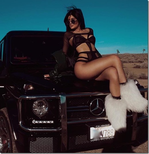 640full-kylie-jenner (1)