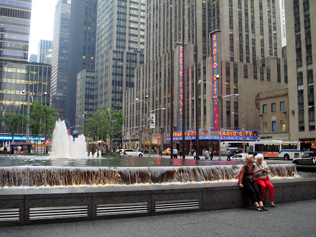 nyc fountaine in New York City, United States 