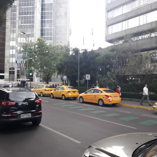 Opiniones de Cooperativa HOTEL COLON #55 U34 en Quito - Servicio de taxis