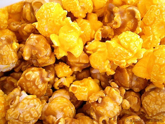 Garrett Popcorn Shops, Chicago - The Chicago Mix - RatedRalph.com