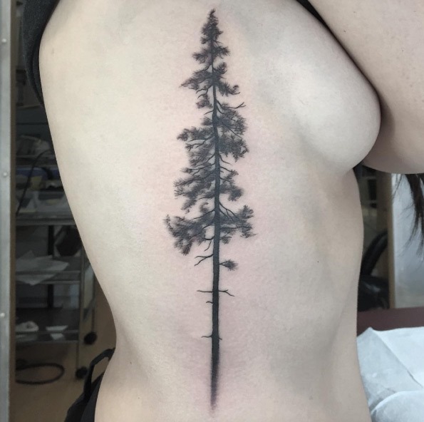Este épico árvore de tatuagem Este épico árvore de tatuagem