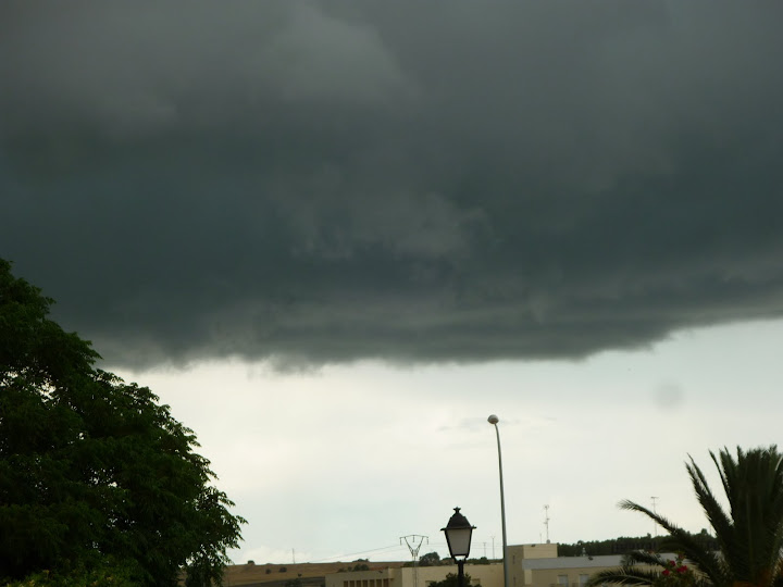 La mejor caza de tormentas de mi vida ( Tornadic Supercell ), día 30 de Mayo de 2011. P1060124