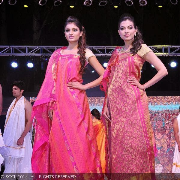 Models during Karnataka Fashion Week, held in Bangalore. 