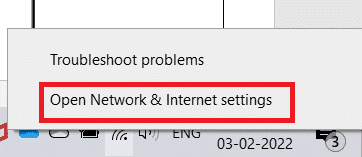 Haga clic derecho en el ícono de red en la bandeja del sistema y seleccione Abrir configuración de red e Internet