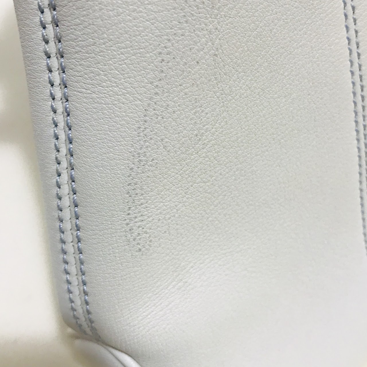 Salvatore Ferragamo White Leather Shoulder Bag