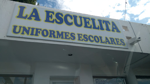 La Escuelita uniformes escolares e hipil blusa yucateca, Calle 22, San Antonio Cinta, 97139 Mérida, Yuc., México, Tienda de uniformes | Mérida