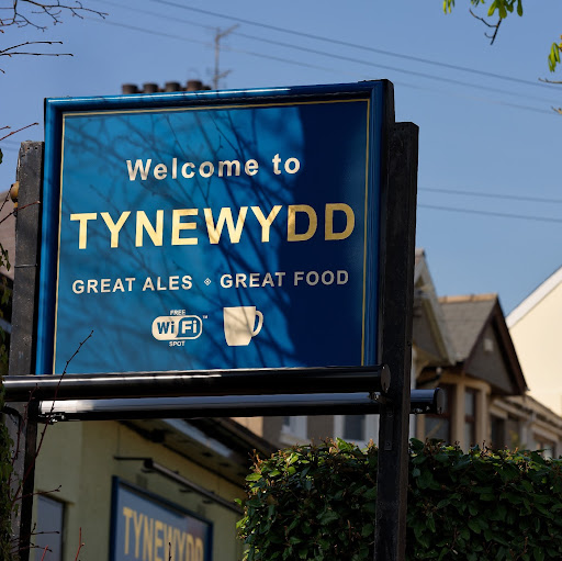 Tynewydd logo