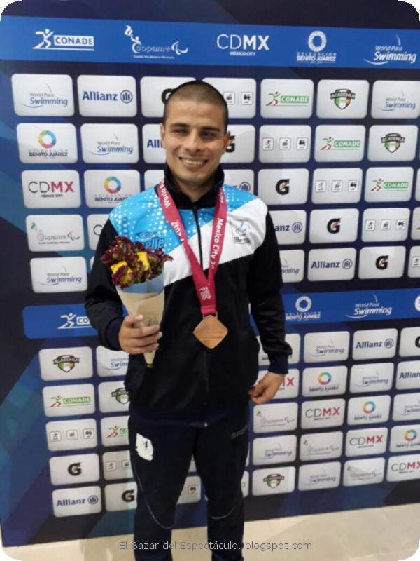 Foto 01 Sergio Zayas Medalla de Bronce en el Mundial.jpeg