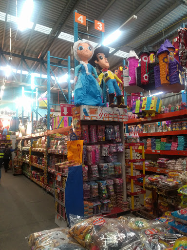 MEGA DULCES, Av. Vía Rápida Pte. 15288, Rio Tijuana 3ra Etapa, 22226 Tijuana, B.C., México, Tienda de artículos de fiesta | BC