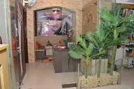 Midas Touch Hair & Beauty Institute & Parlour photo 1