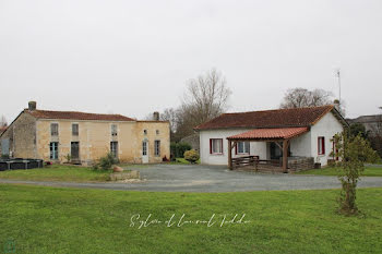 maison à Jonzac (17)