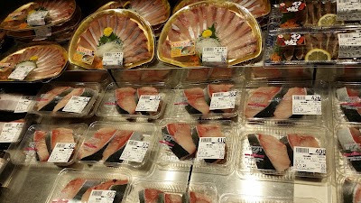 Photos of Aeon Ako