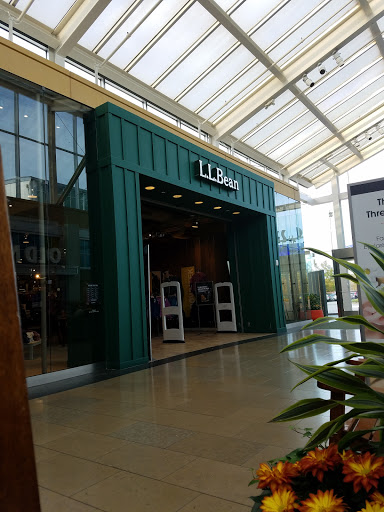 Clothing Store «L.L. Bean», reviews and photos, 700 Paramus Park, Paramus, NJ 07652, USA