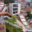 2013-12-24 17-15 Medellin, schody ruchome zrobione z myślą o starszych ludziach!.JPG