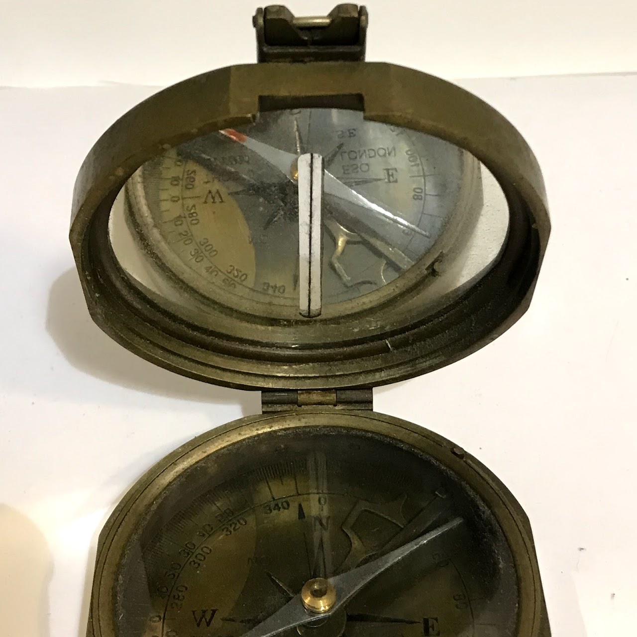 Thos. J.Evans Esq. London Antique Compass