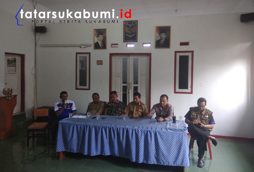 
Inovasi Baru di Sukabumi, Kepala Desa Cireunghas Gelar Press Release
