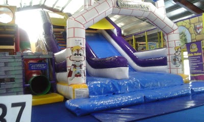 Photos of Chipmunks Playland and Cafe' Tawa