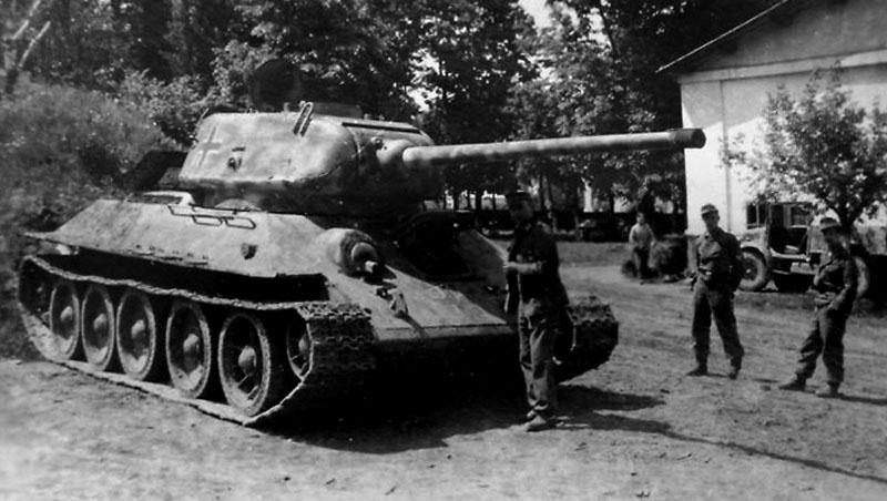 파일:external/beutepanzer.ru/t-34_85_27.jpg