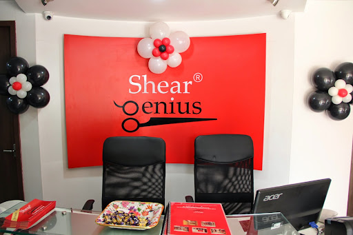 Shear Genius Unisex Salon, Shop no. 44 - 47 Swetha Towers, Rajeshwari Nagar, Madhanandapuram, Mugalivakkam, Annnai Velankanni Nagar Phase II, Chennai, Tamil Nadu 600125, India, Barber_Shop, state TN