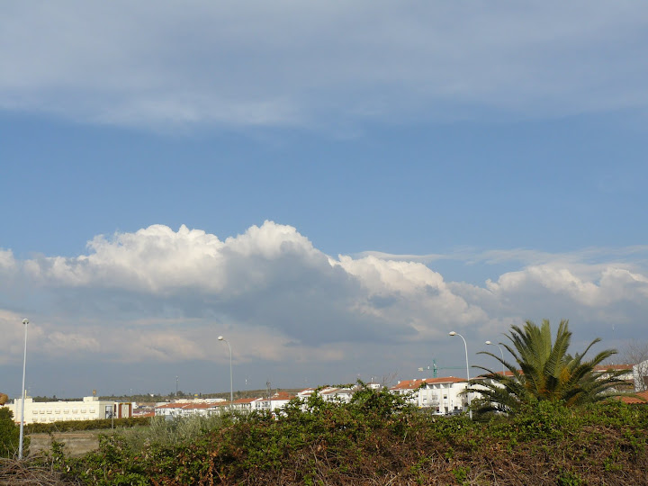 Caza de tormentas ( Mi primer reportaje con fotos ) del día 1 de Marzo. P1020946