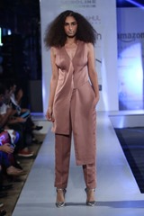 AIFWSS2017-rajesh - Rohit-Mystylespots-28