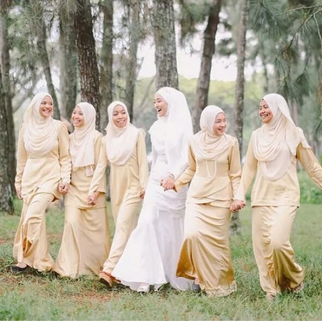 Koleksi Tema Warna dan Design Baju Bridesmaids Blog 