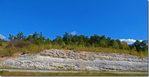 Signs of the Ozarks along Missouri and Arkansas Border