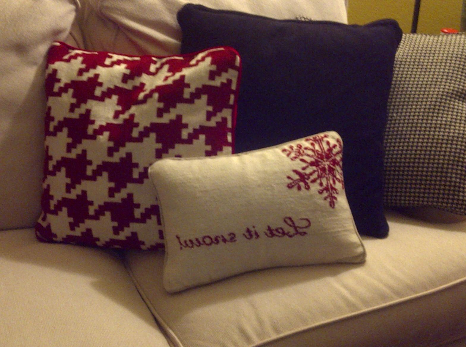 red houndstooth pillow!