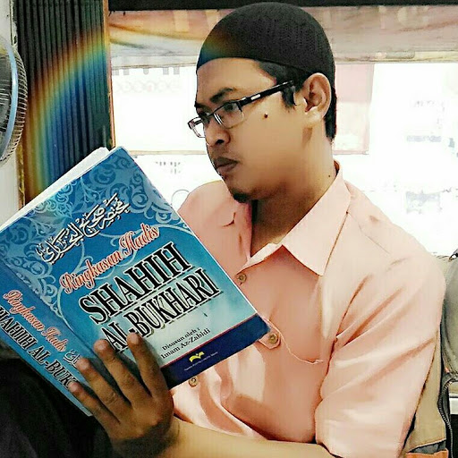 Kisah Cerita Islam: Kisah Inspirasi Islami  Setia 