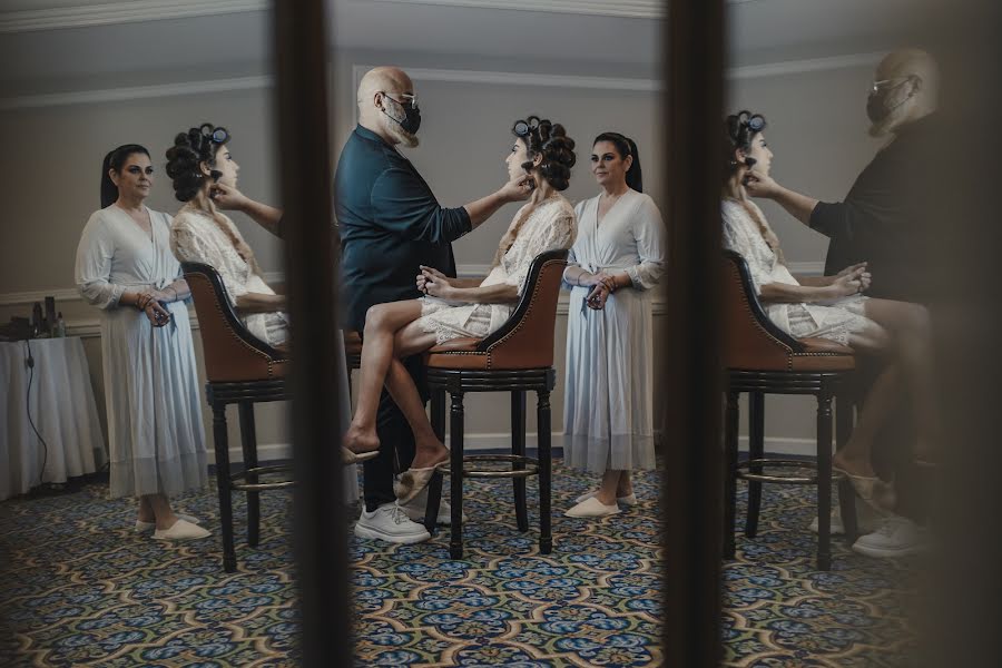 Fotografo di matrimoni Víctor Martí (victormarti). Foto del 9 dicembre 2020