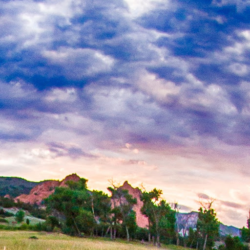 Garden of the Gods Visitor & Nature Center logo