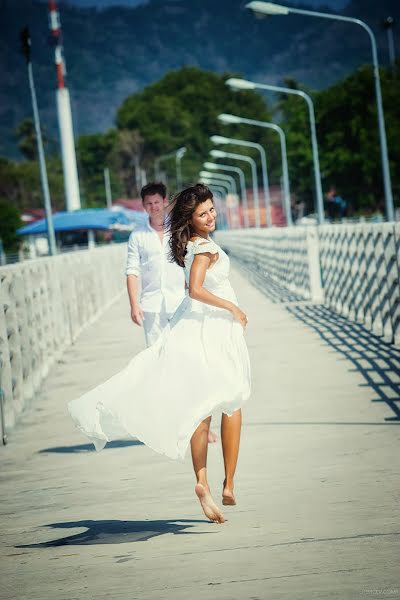 Wedding photographer Aleksandr Ufimcev (profoto74). Photo of 2 February 2014