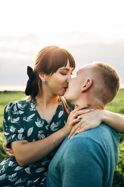 Wedding photographer Alena Semenchuk (alyonka). Photo of 6 July 2021