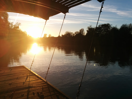 Abris Bord De Seine