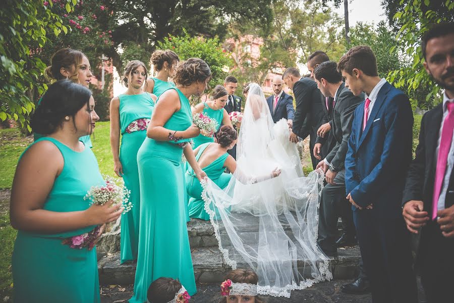 Fotografo di matrimoni Francisco Quirós (franciscoquiro). Foto del 19 ottobre 2016