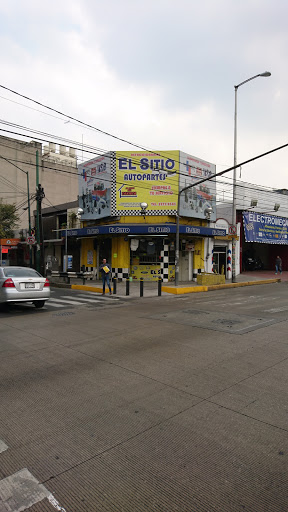 Refaccionarias El Sitio, Calle 17 No. 58, Benito Juárez, San Pedro de Los Pinos, 03800 Revolucion, México, Tienda de repuestos para carro | Cuauhtémoc