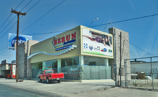 Anuncio Xpress, Calle Río Fuerte 599, Vallarta, 21270 Mexicali, B.C., México, Tienda de pancartas publicitarias | BC