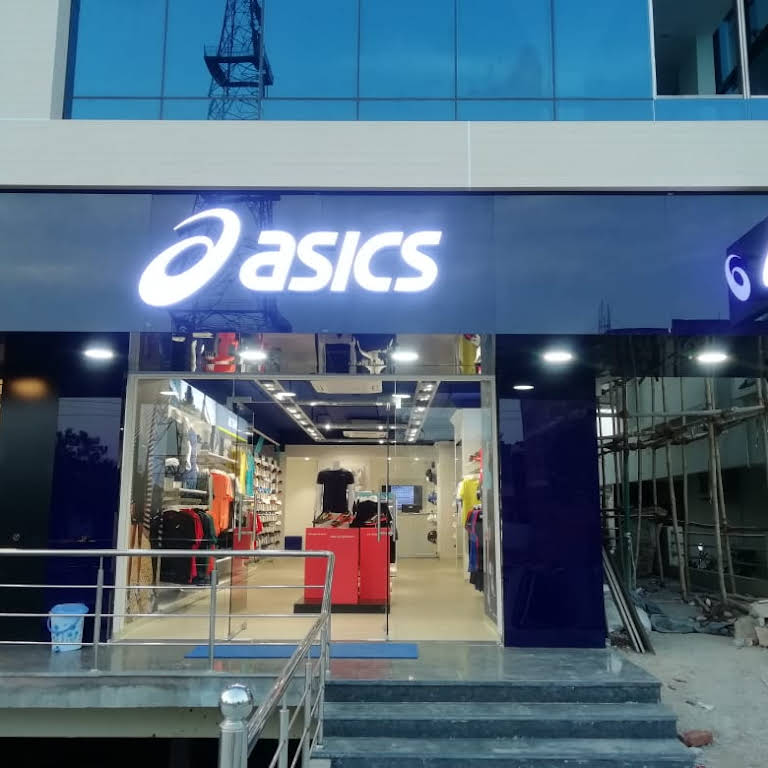 asics store jaipur