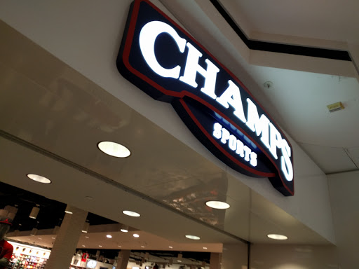 Sporting Goods Store «Champs Sports», reviews and photos, 433 W Farms Mall, Farmington, CT 06032, USA