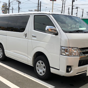 ハイエースバン GDH206V