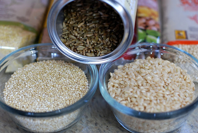 Different kinds of whole grains